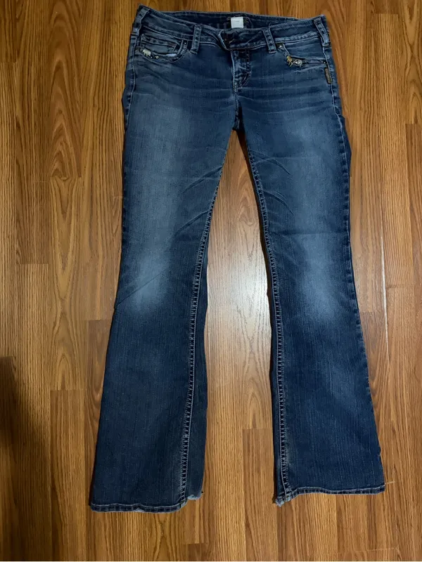 Silver Jeans Co. Tuesday Y2K Low Rise Embroidered Studded Bootcut 31x33 - Image 2