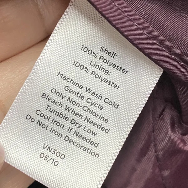 Talbots Winter Jacket Size Small Deep Plum Quilted‎ Lightweight Coat - Image 6