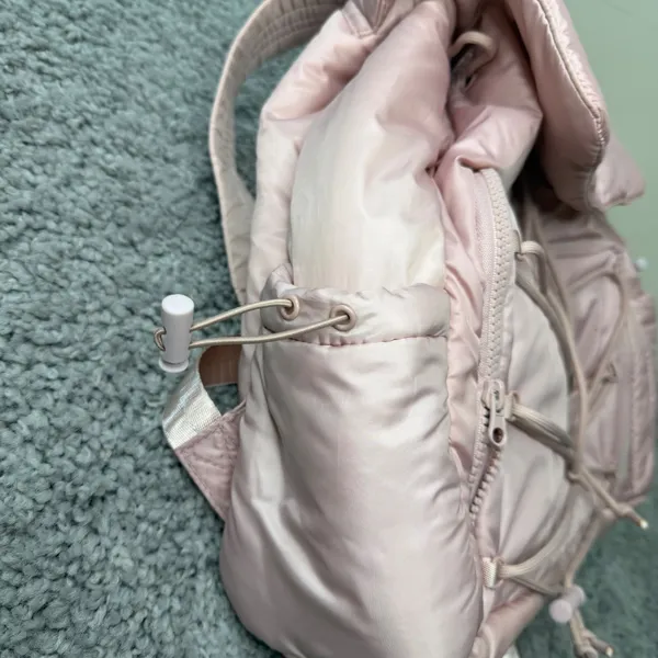 Blogilates Mini Backpack Pink NWOT Pillow Soft Bungee 7 Pocket Target - Image 3