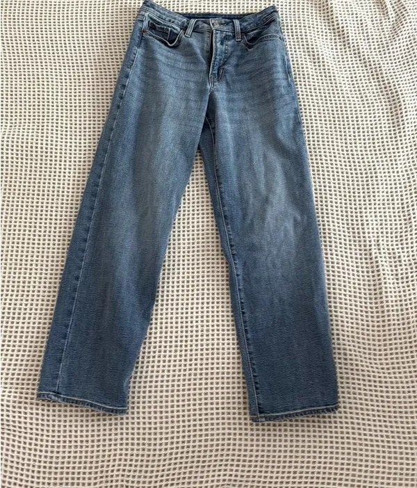 Old Navy High-Rise Loose O.G. Jeans Secret Smooth Pockets - Image 2