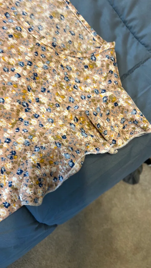 Pink silk flower top - Image 2