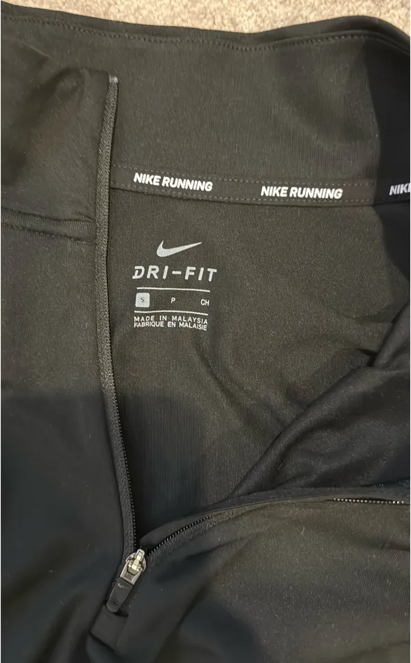 Nike Quarter-Zip - Image 2