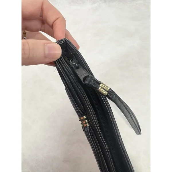 Vintage Black Faux Leather Wristlet Clutch Purse Gold‎ Tone Detail 10x6 Taiwan - Image 4