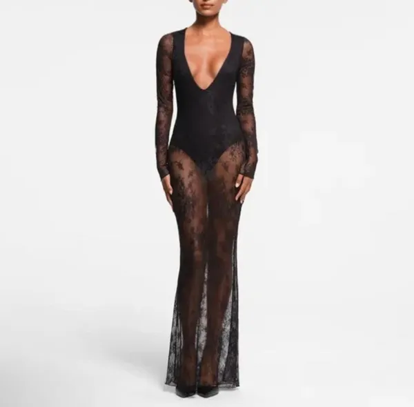 SKIMS Ultra Fine Lace Plunge Long Dress S - Image 3