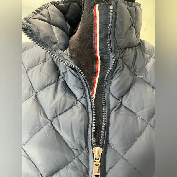 Tommy Hilfiger puffer jacket 💙 - Image 4