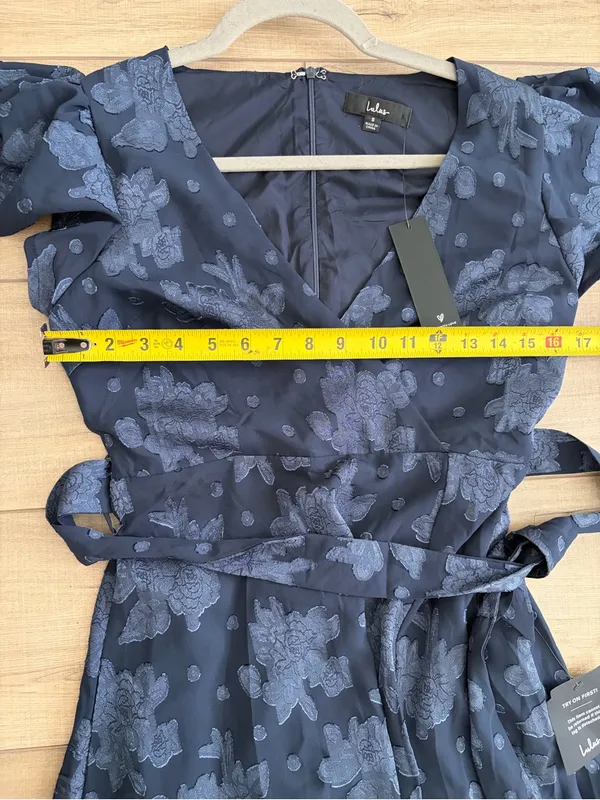 Lulu’s Compelling Love Navy Blue Jacquard Floral Short Sleeve Maxi Dress NWT S - Image 9