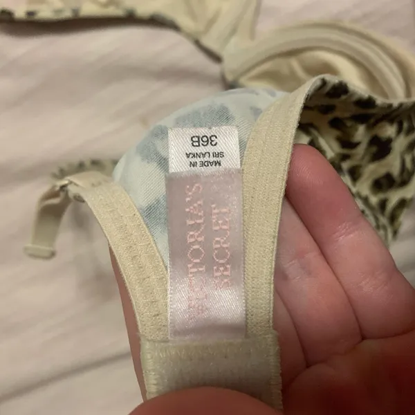 Victoria's Secret Leopard print bra - Image 3