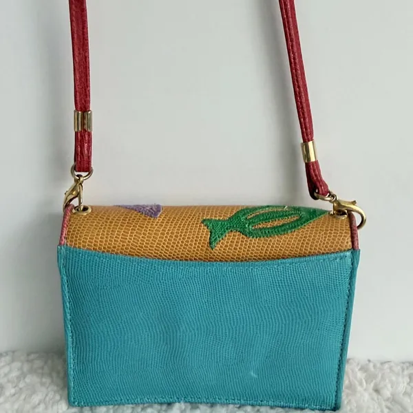So Cute Handmade Mexican Leather Fish/Appliqué Crossbody Wallet - Image 3