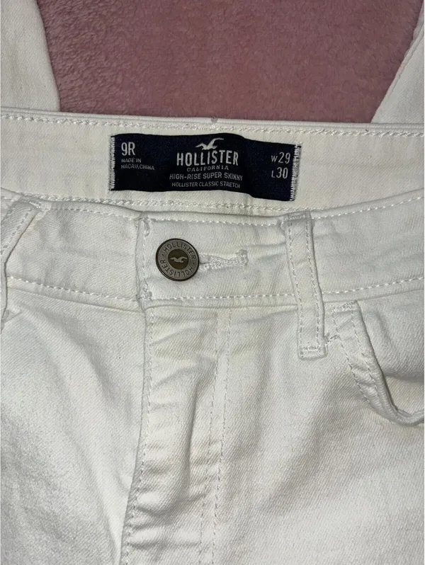 Hollister White High-Rise Super Skinny Distressed Jeans - Size 29 - Image 5
