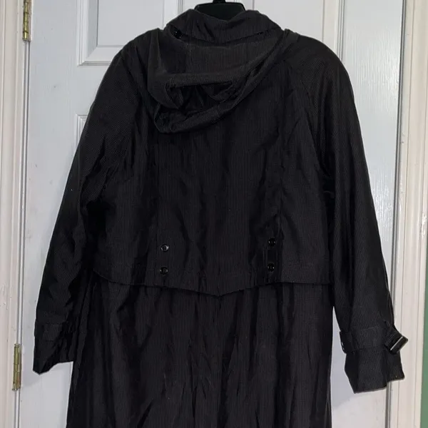 Vintage trench coat • detachable fleece lining • unisex - Image 6