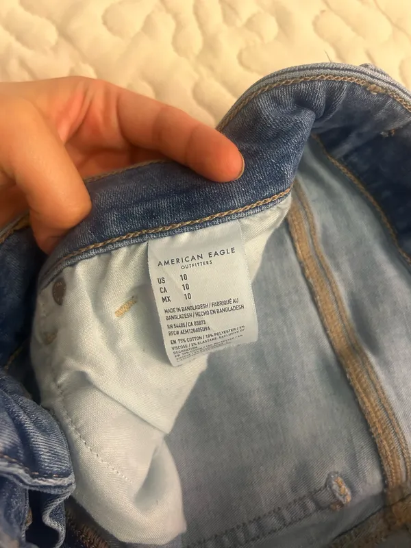 American Eagle Shorts - Image 2