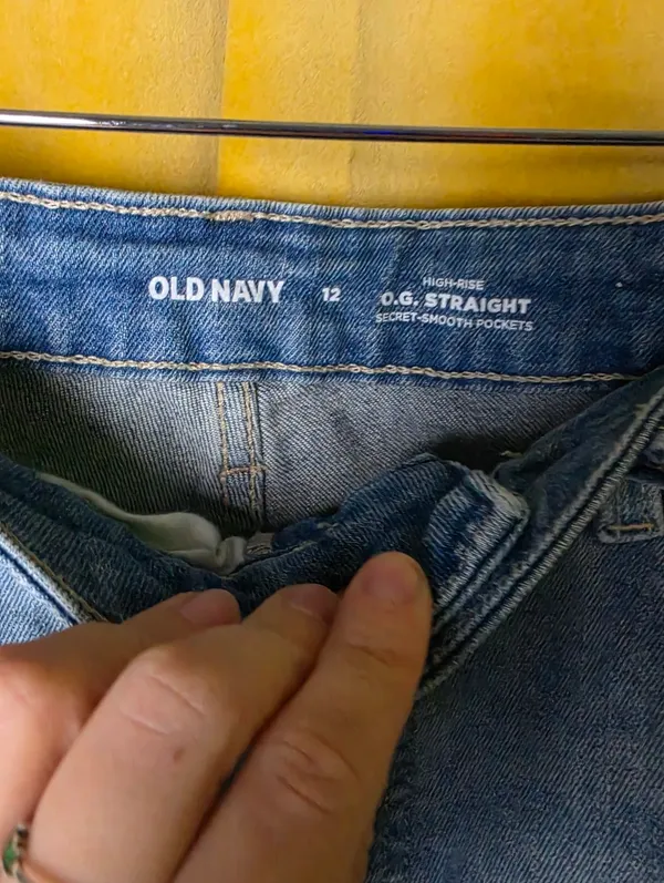 Old Navy High Rise OG Straight Jean Short - Image 3