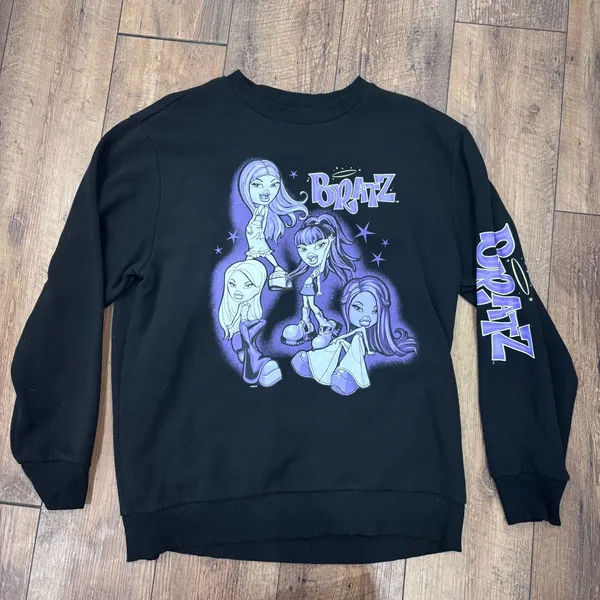 Bratz Dolls Sweatshirt Women's Size M Oversized Black EUC Y2K Streetwear 90s - Image 2