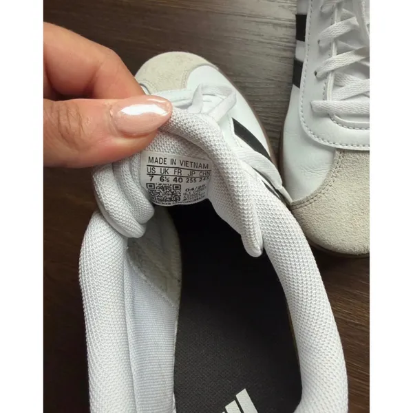 NWOT Adidas VL Court 3.0 White Black Gum Sole Sneakers Mens 7 Womens 8.5 - Image 4