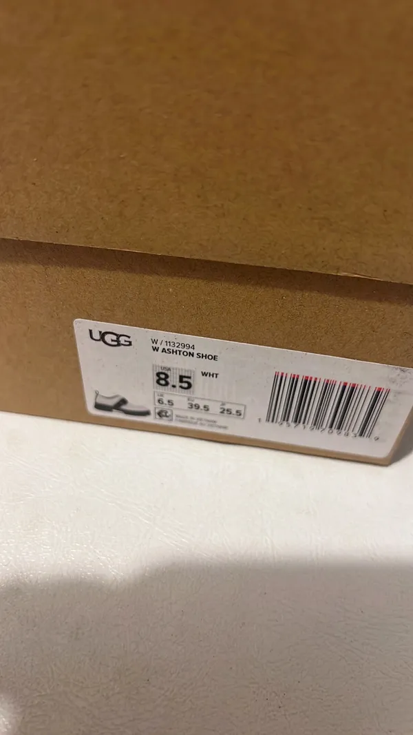UGG Ashton Shoe White casual classic stylish chic combat spring comfy winter - Image 6