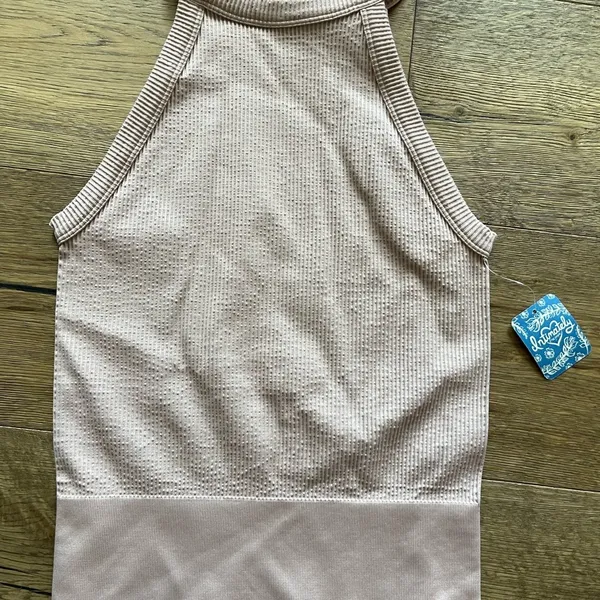 Free People tank, new size M/L - Image 2