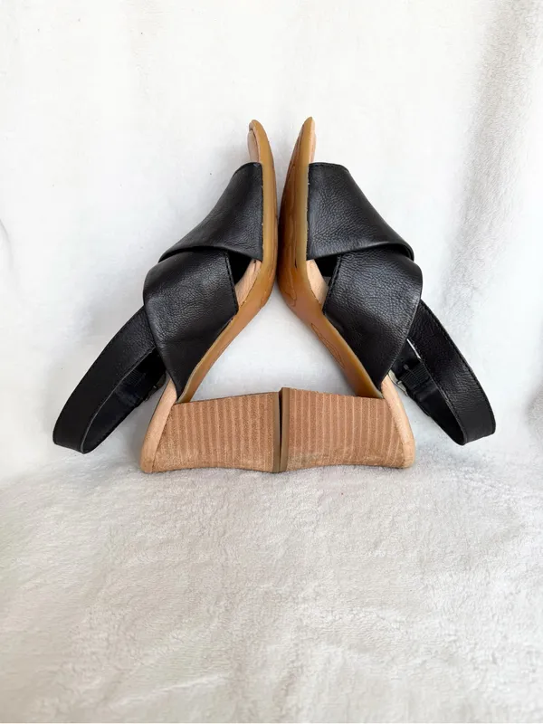 Born Women's Tessa Leather Heel Sandal in Black Size 6 EUC - Image 5