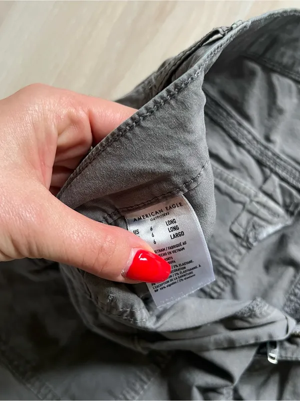 Gray American Eagle Flared pants size 6L - Image 5