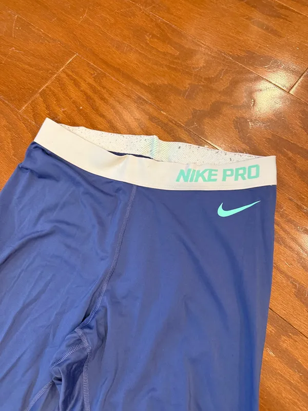 Dri-Fit Nike Leggings - Image 3