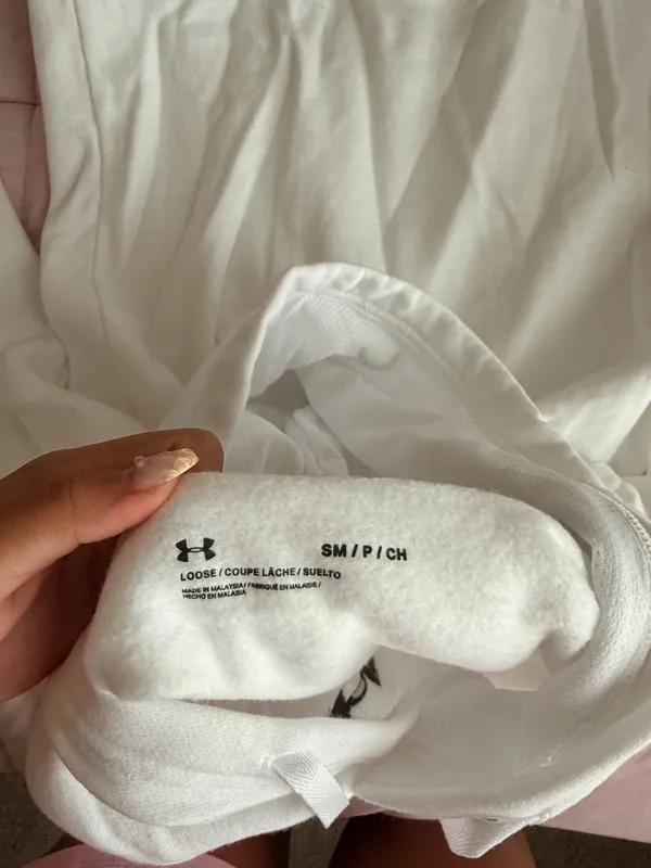 White Under Armour Sweatshirt Hoodie - Image 4