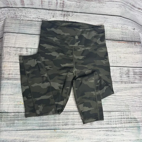 Athleta Ultimate Camo 7/8 Tight Leggings Small Petite - Image 3