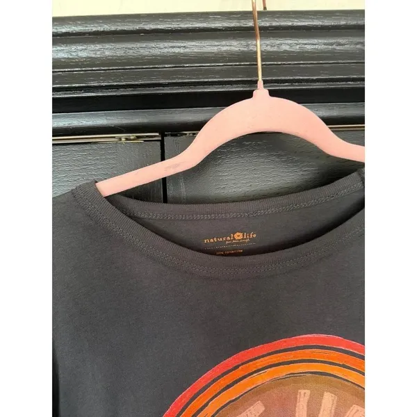 Natural Life cotton graphic tee in charcoal grey features a retro-inspired XL - Image 3