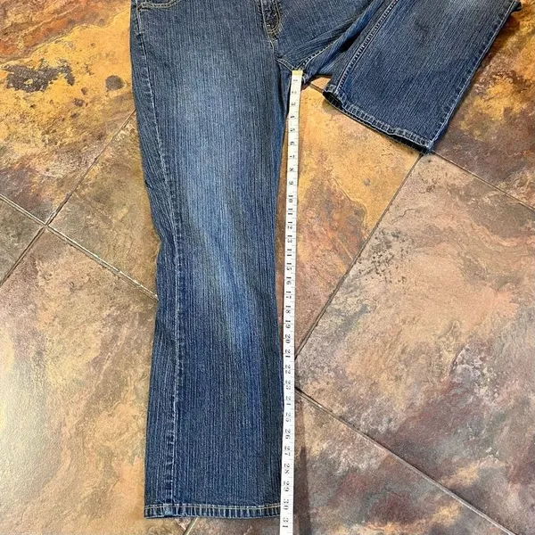 Levi's Levi Strauss Signature Bootcut Women’s 18W Medium Denim Jeans - Image 5