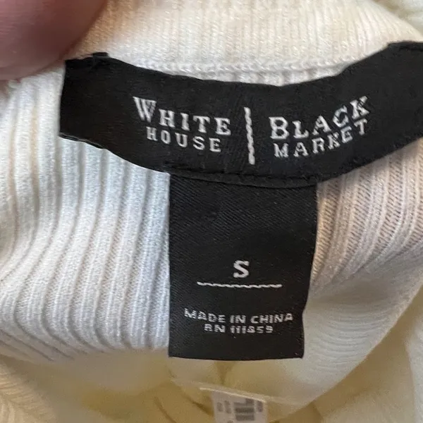 White House Black Market White Sweater nwt‎ - Image 5