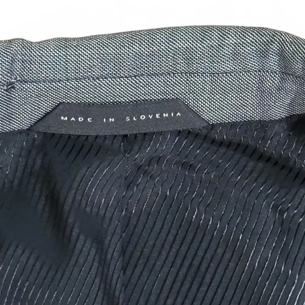 Mens Hugo Boss Gray Two Button Sport Coat Blazer Made In Slovenia - Image 6