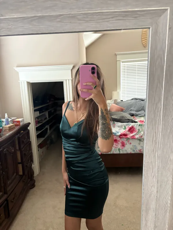 Windsor green satin dress - Image 4