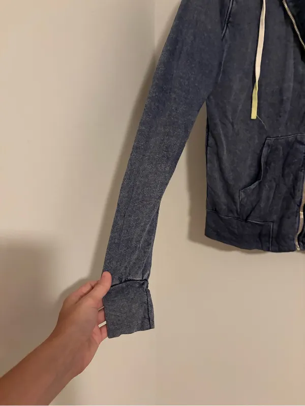 Sundry by Anthropologie Navy Blue Full Zip Hoodie size 1 (small) - Image 2