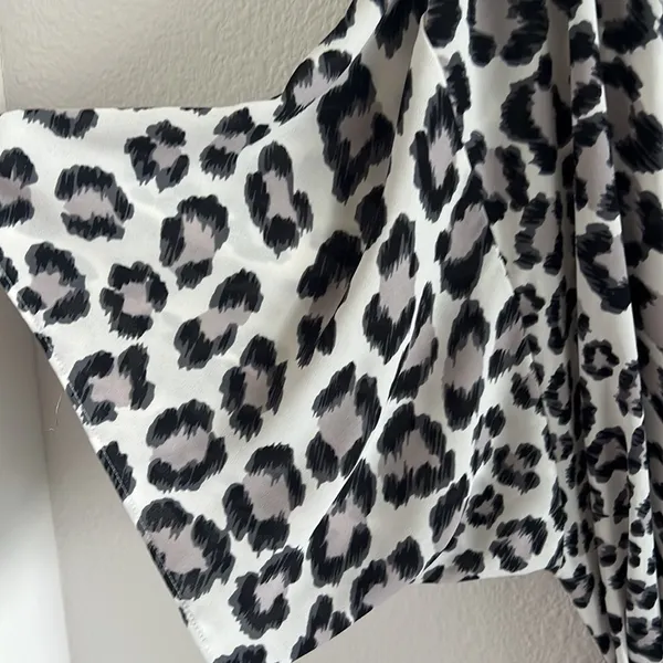 Victoria's Secret Kimono Robe Leopard Animal Print Neutral Black Trim M/L - Image 6