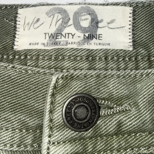 Free People We The Free‎ Maggie Jeans Distressed Ripped Green Frayed Hem Size 29 - Image 3
