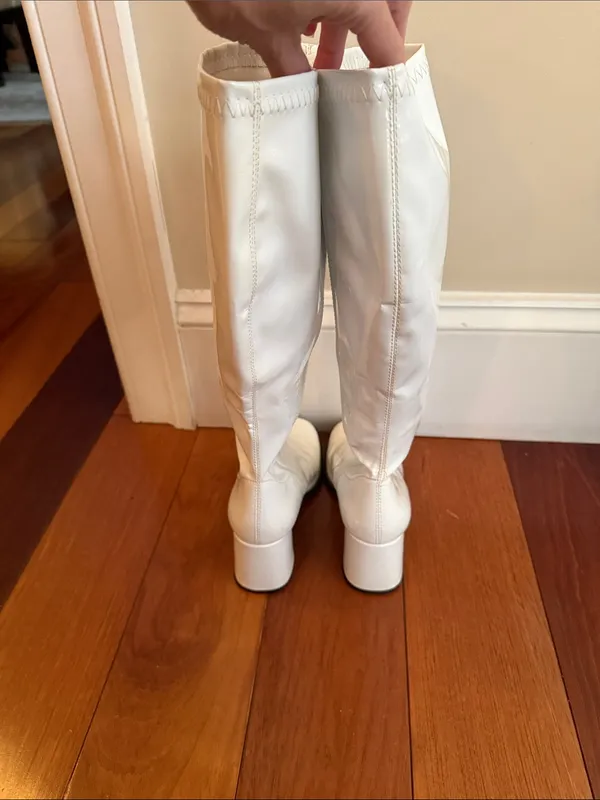 Funtasma Size 6 White Vegan Patent Knee-High Block Heel Gogo Boots - Image 3