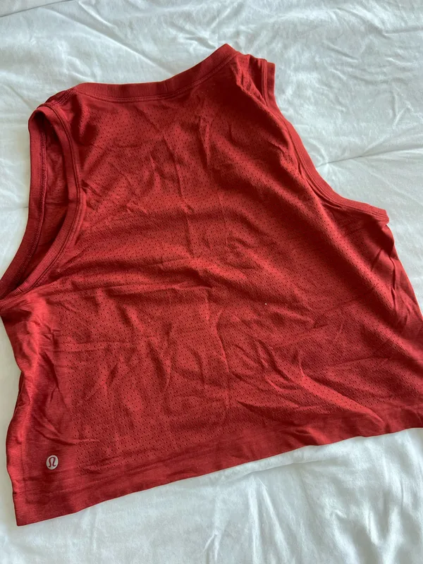 Lululemon Women’s Orange Sleeveless Crop Tank Top - Image 3