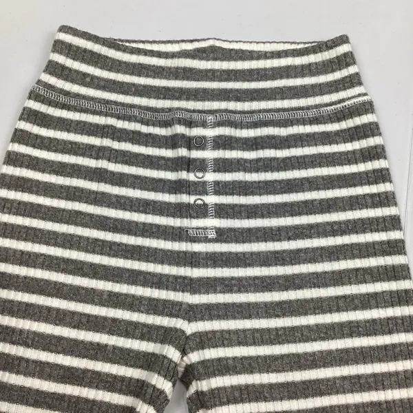 Aerie Gray and White Striped Ribbed Leggings Ruched ankle Loungewear Small NEW! - Image 4