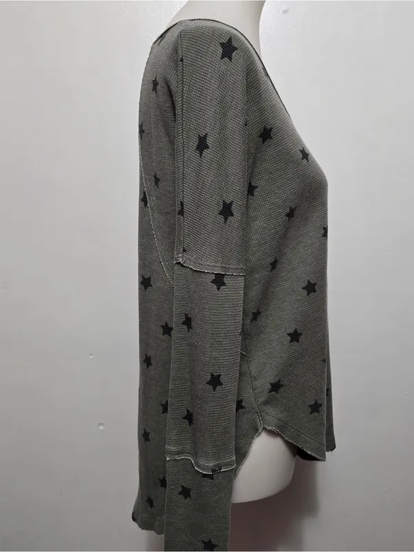 Lucky Brand Small Olive Star Print Waffle Knit Thermal Top Bohemian Casual - Image 4