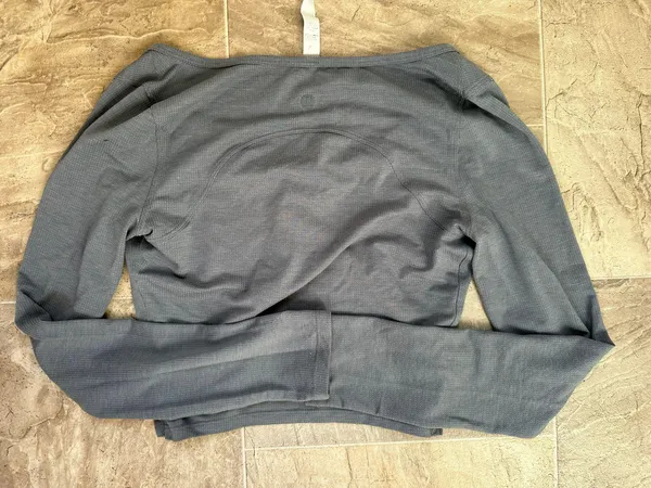 Lululemon Long Sleeve Top - Image 3