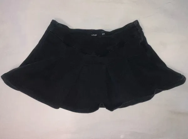Refuge Black Mini Skirt - Image 2