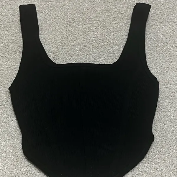 ARITZIA Babaton Sculpt Bustier Tank size XS - Image 2