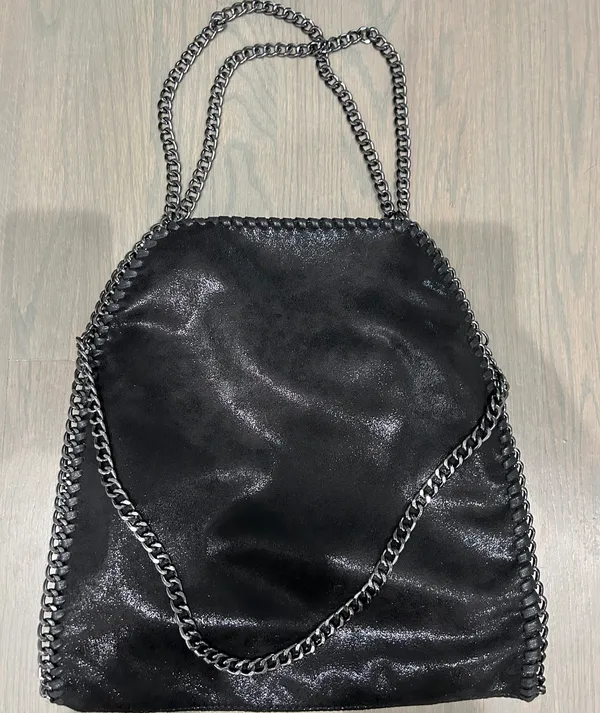 Brand new gorgeous black vegan leather oversized handbag! - Image 3