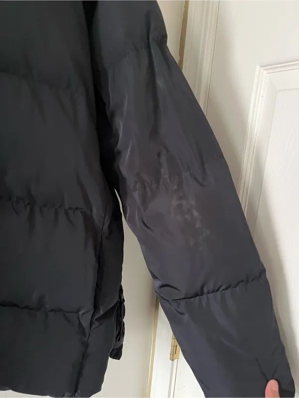 Fabletics Womens Black Hooded Puffer Jacket Large Winter Coat Athleisure Travel - Image 4