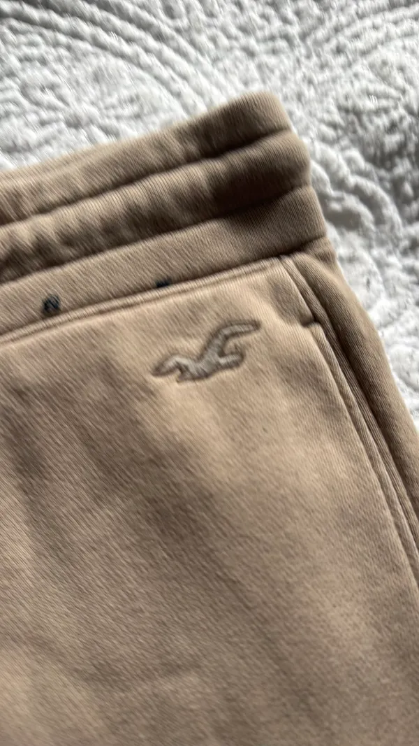 Tan Hollister sweatpants - Image 3
