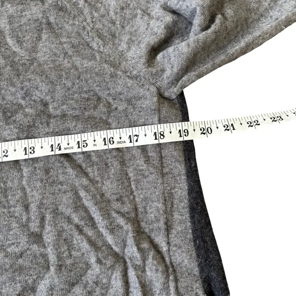 J. Crew Wool Blend‎ Sweater Sz M Gray Black Elbow Patches Two Tone Side Button - Image 7