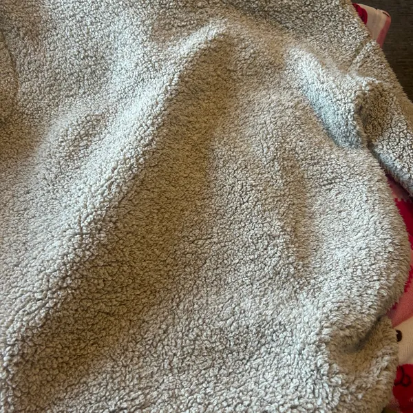 Old Navy Pullover hoodie - Image 5