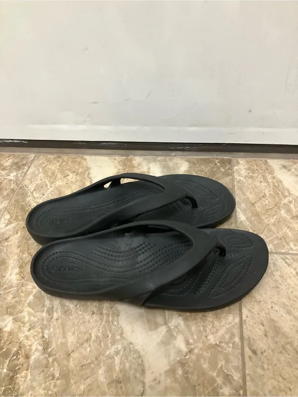 Crocs Kadee II Black Flip Flop Sandals Women’s Size 8 - Image 3