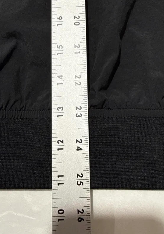 778 Outdoor Voices RecNylon V-Neck Vest Black Medium - Image 11