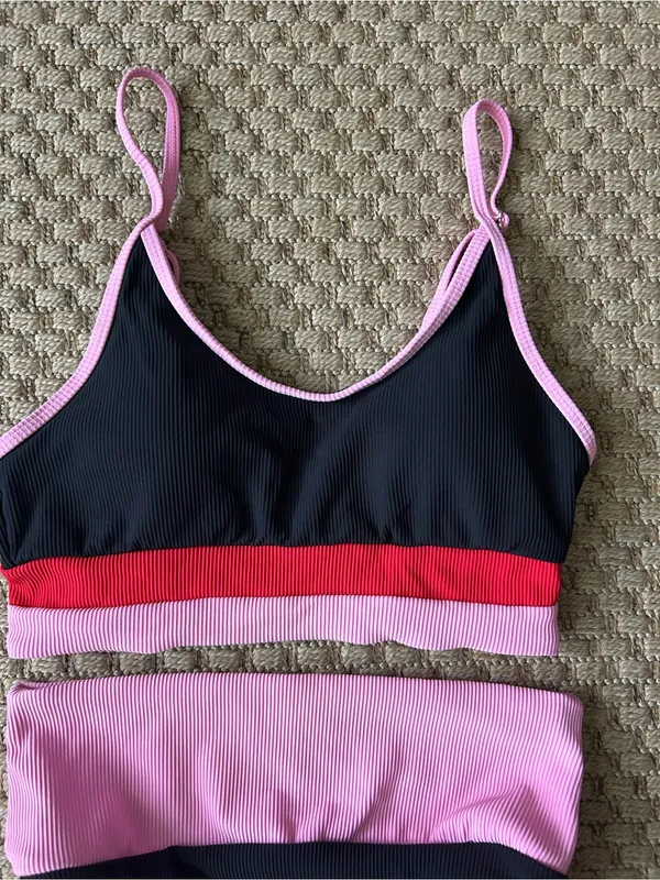 Colorblock Black Pink Red Scoop Neck Top & High Waist Two-piece Bikini Swim Set - Image 4