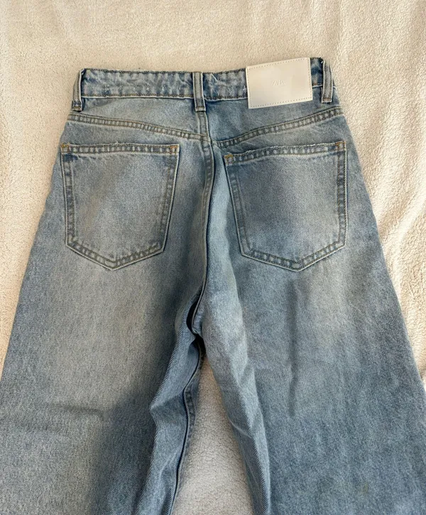 Zara Straight Leg Jeans - Image 3
