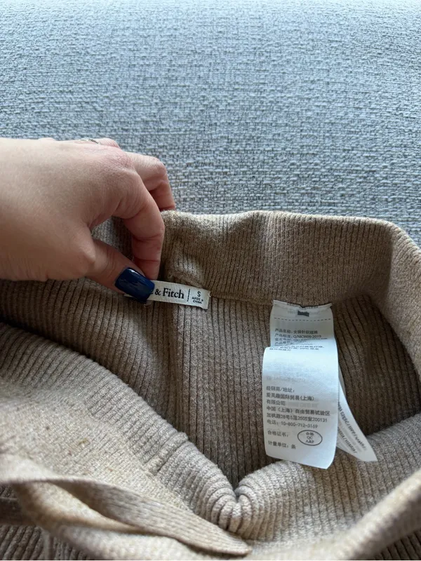 Abercrombie & Fitch Ribbed Knit Drawstring Shorts Size S‎ - Image 4